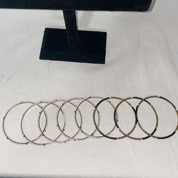 8 Beaded Bangle Bracelets - Picture 3 of 3